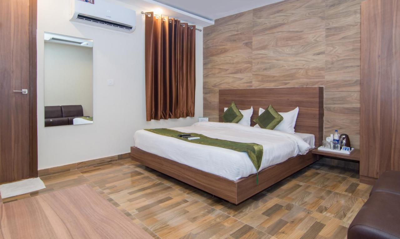 Treebo Trend Bipin International Hotel Lucknow